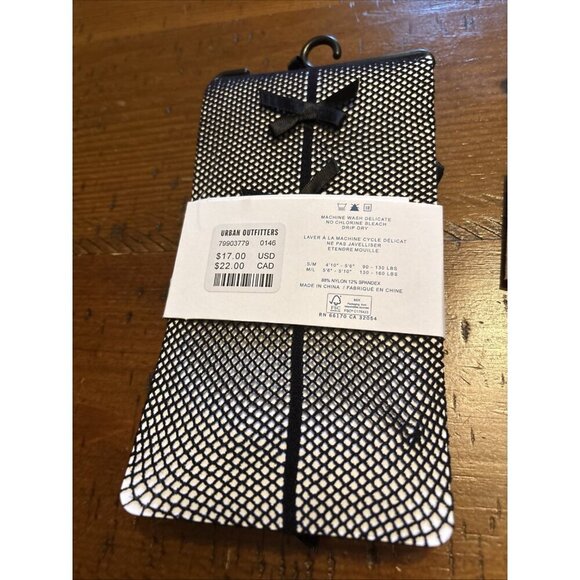 Urban Outfitters Nylon Stocking Fish Lot Of 4 Stockings - Picture 5 of 6